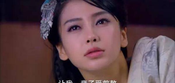 成龙|比起老戏骨,这些流量演员太拉跨了!打戏无力、假吃、用十个替身