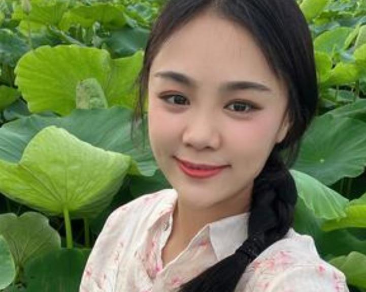 小三|樊小慧老公出轨细节被扒，给小三买豪车宝马，小慧却在家卖盒饭