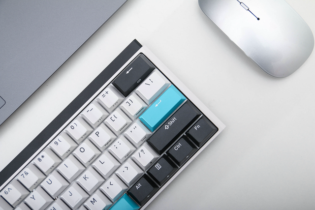 意法半导体|杜伽K330w Plus体验：三模连接，全键热插拔，满足你的客制化