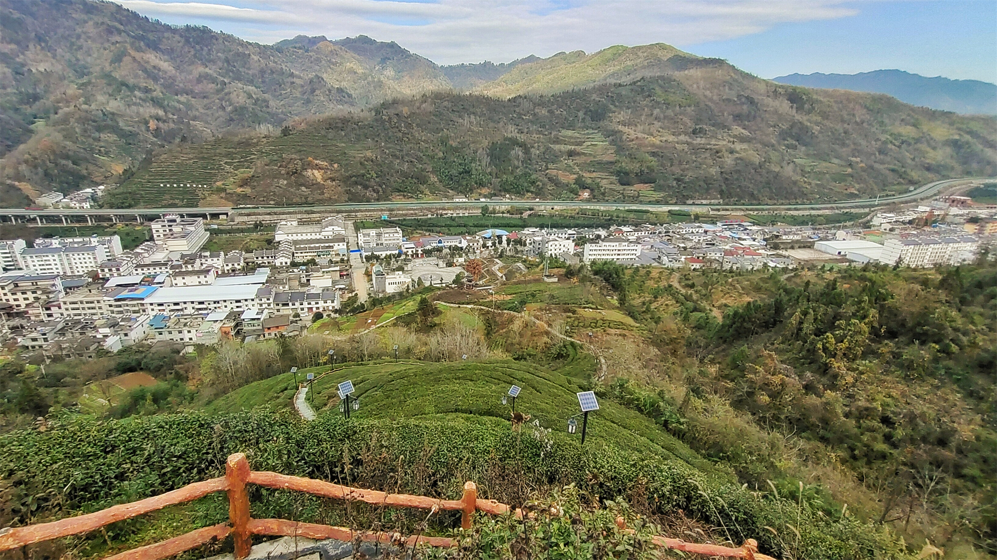 |初冬时节，长安茶山乡村风景宜人