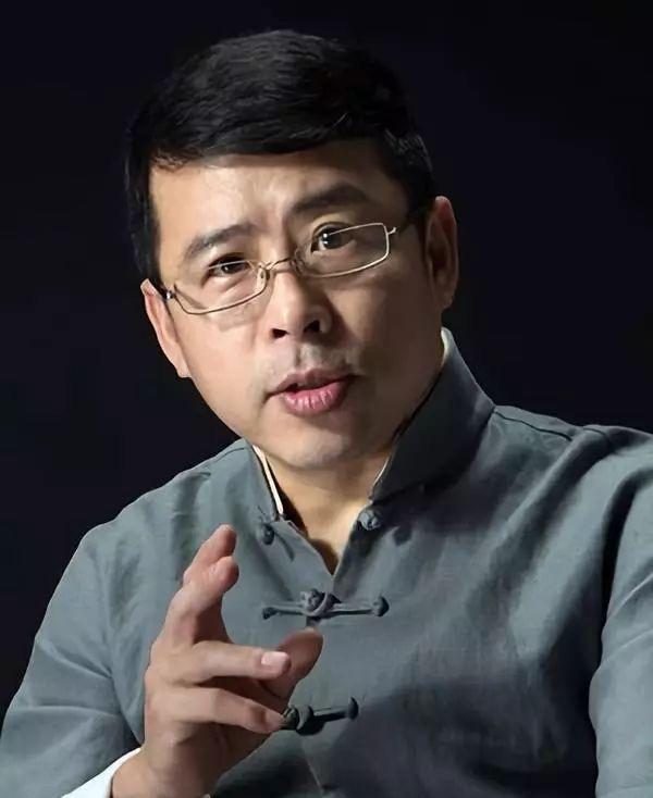 刘诗诗|央视主持人阿丘：从“名嘴”到“辱华”事件如今事业彻底跌落神坛