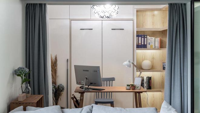 放弃电视墙，客厅打一排小矮柜，邻居看了都夸赞，后悔没效仿