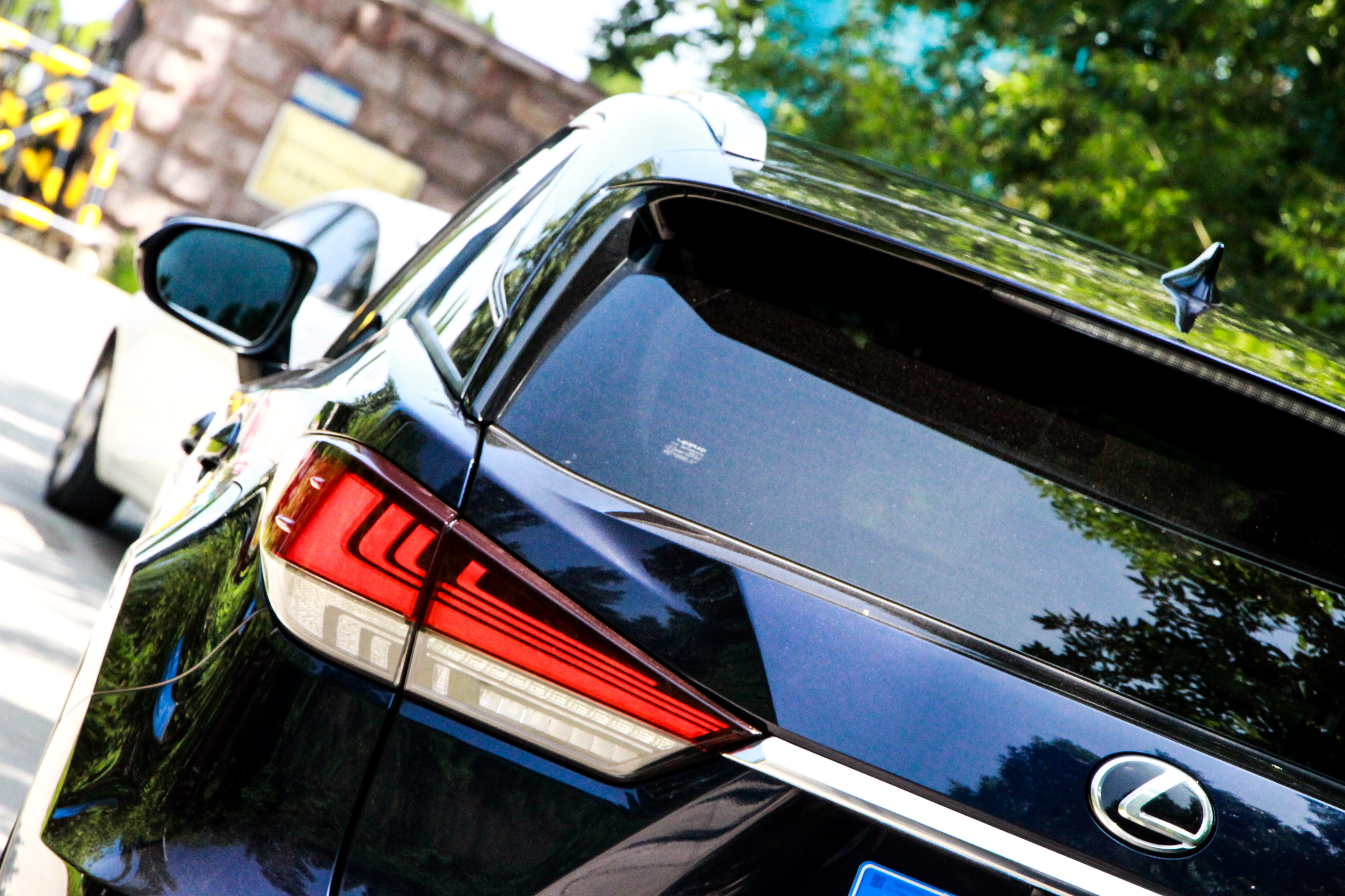 高温天难熬,车子都要中暑了