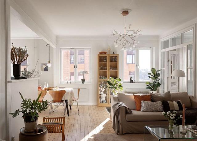 一家人住的美屋,木头阳光带来温暖质感,舒适内饰诠释美好日常