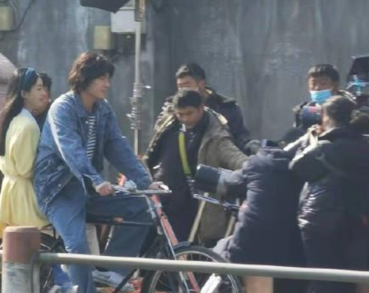 赵丽颖|《幸福到万家》还没开播，赵丽颖又接一部年代剧，男主知名度不高