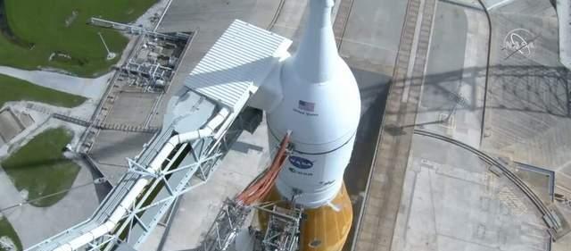 又漏了！好不容易修好的SLS登月火箭再次出故障，星舰也不容乐观