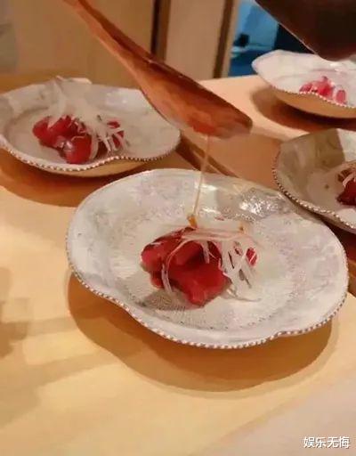 陈赫|起底陈赫夫妇的奢华生活：一张椅子9万，一双鞋子10万