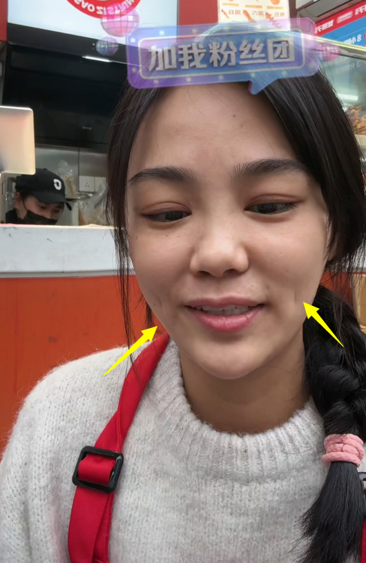 明星素颜|樊小慧再度直播人气超高!素颜出镜反差大,首次透露收入