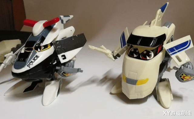 |日本最早的火车侠机甲动画,并非二头身的铁胆火车侠,你看过吗?