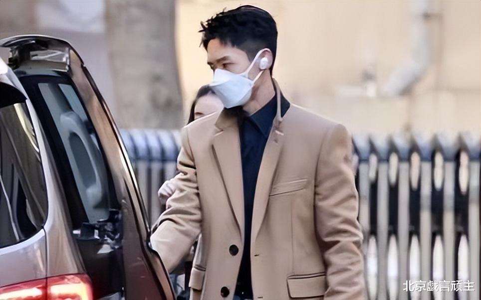 周深|2023央视春晚,联排持续发酵,歌手阵容拉满期待值,周深热度登顶