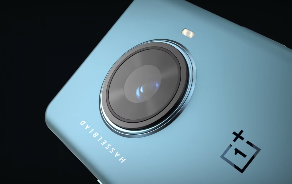 一加科技|一加11 Pro渲染图首曝！后置超大镜头模组，有望配备百瓦快充