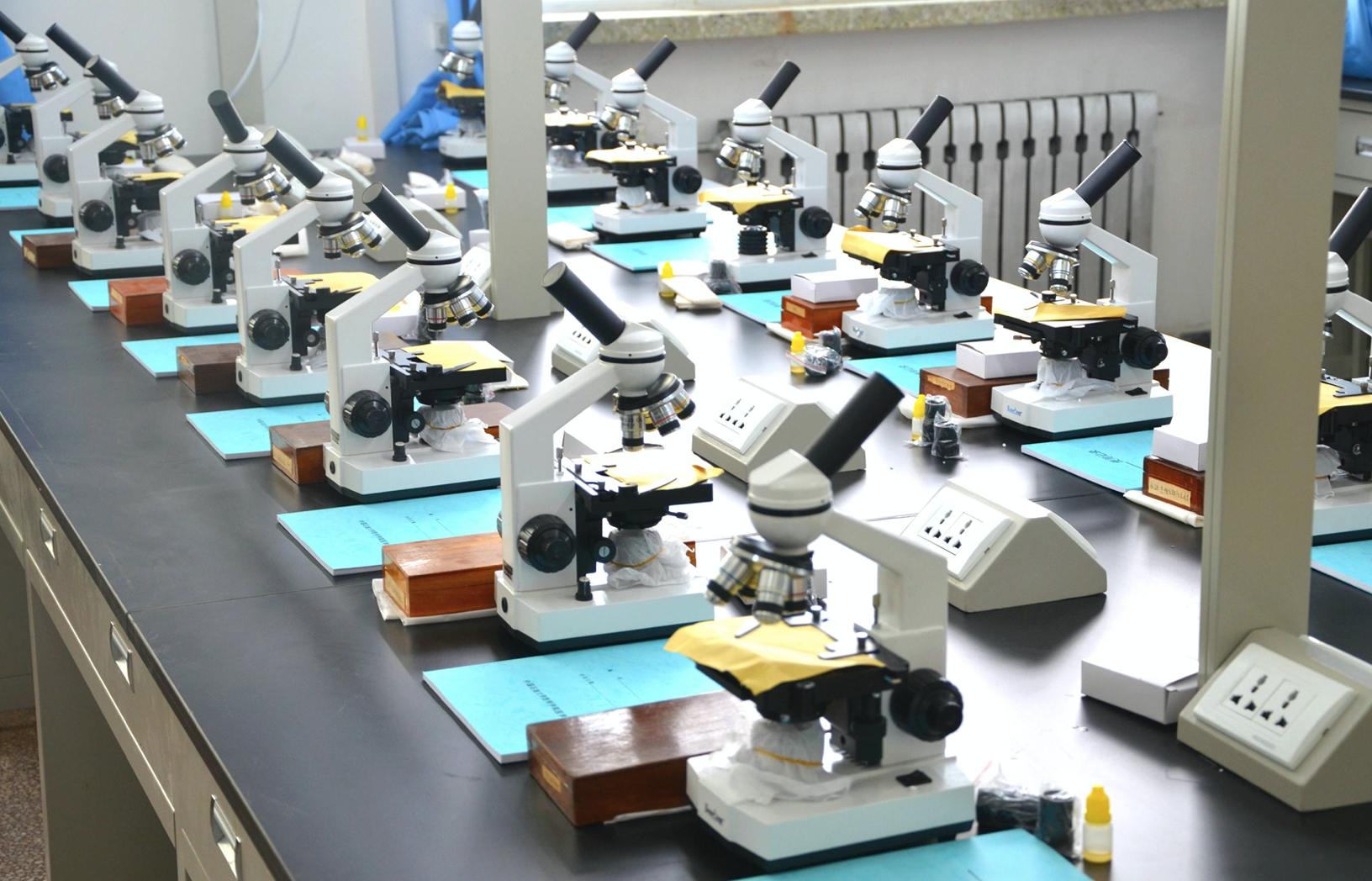 |近几年最热门的8大“医学专业”,报考热度挺高,但都需要慎重报考