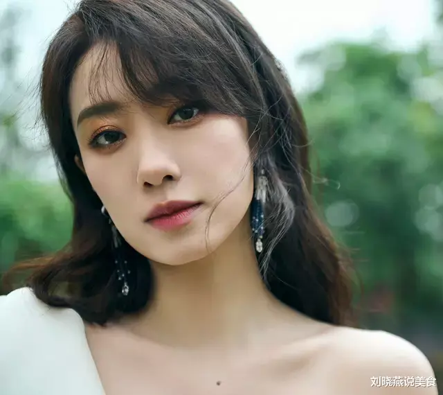 张小斐|《李焕英》仅1年后,张小斐又退回三线,如今的张小斐怎么不火了