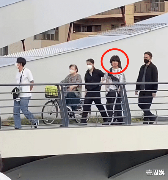 木村拓哉|49岁木村拓哉近照曝光，在日本街头被偶遇，网友：这么矮的吗？