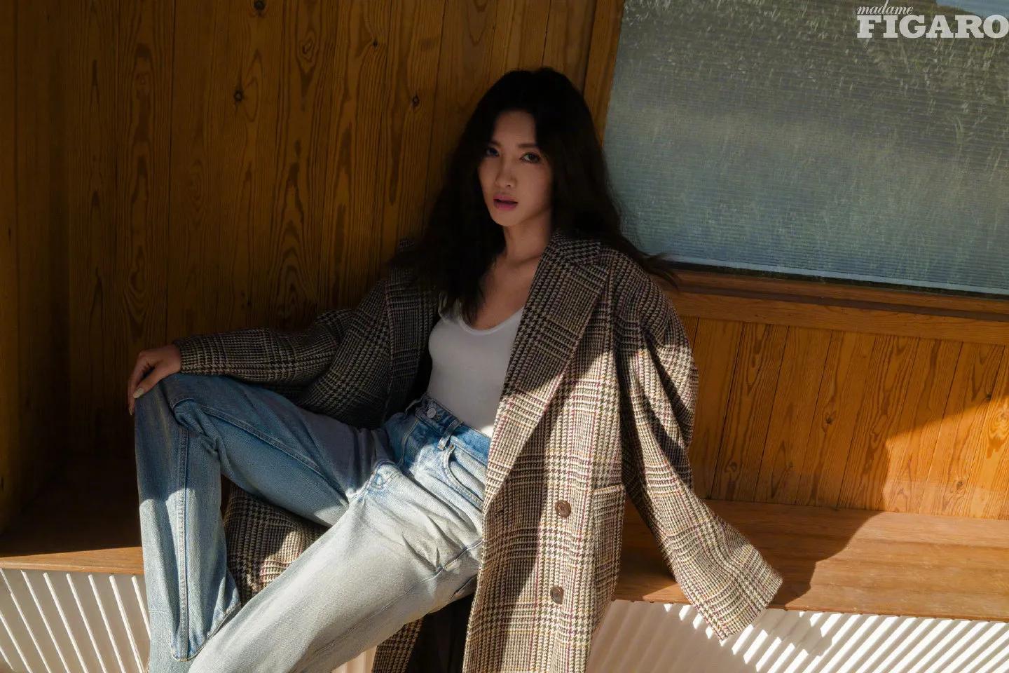 费加罗figaro|江疏影登费加罗十月刊封面，温柔秋日，清冷而慵懒