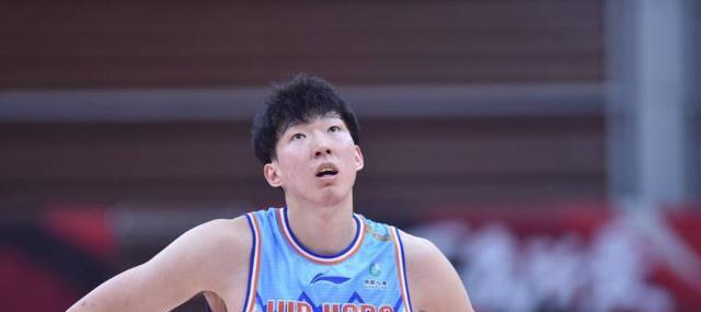 周琦|果然！周琦决定重返澳洲，但他仍不回凤凰，因为他们没有契约精神