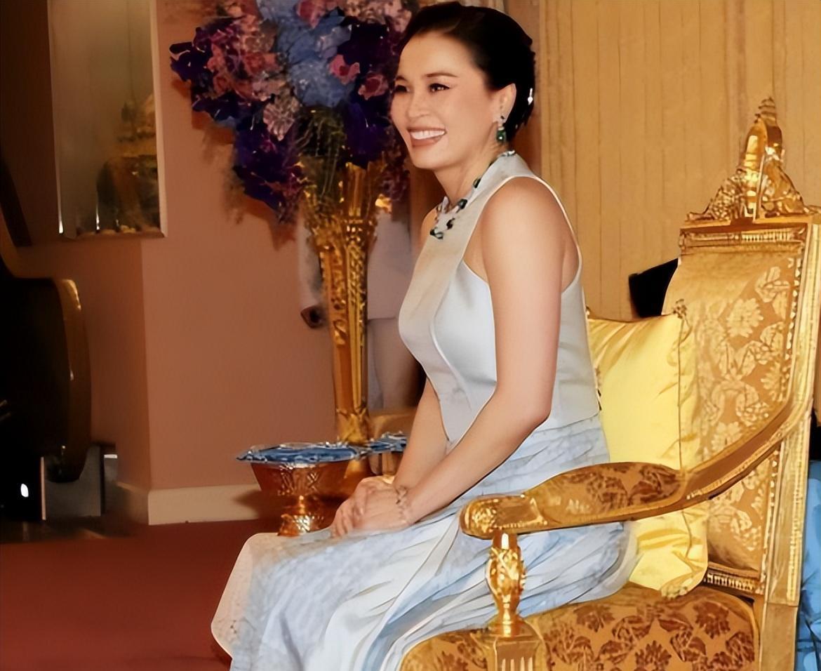 苏提达|苏提达妆容精致温柔入骨,独享宠爱心情愉悦,储妃回宫事宜靠边站