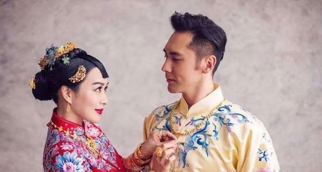 钟丽缇|50岁钟丽缇短裙网袜，性感火辣，为何这个3婚3孩妈妈能这么潇洒？