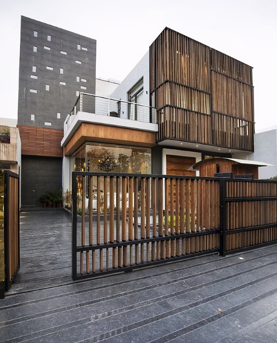 要想有院子，就别砌实体墙，6种镂空围墙挑一个，通风采光好有意境！