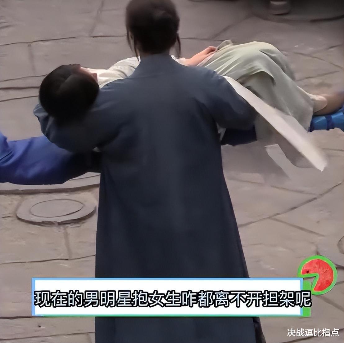 陈钰琪|甄子丹硬汉形象崩了?抱不动仅80斤的陈钰琪,只露上身全靠后期