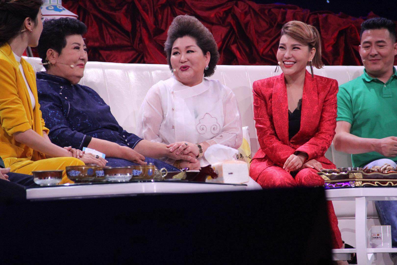 吉祥三宝|还记得当年的吉祥三宝吗？爸爸早已去世，“女儿”并不是亲生女儿