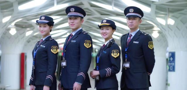 北京地铁|《北京地铁》开播吐槽声不断，剧情狗血俗套，演员演技尴尬