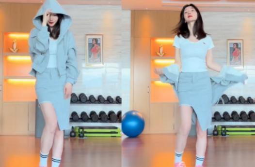 柳岩|41岁柳岩分享近照,在健身房跳舞,穿超短裙大秀身材