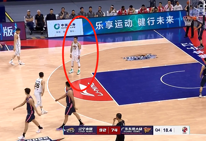 杜锋|辽宁大胜难掩1人低迷！三分球6中0仅11分，杜锋目的达到了？