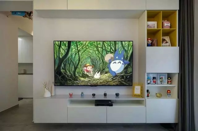 老公坚持客厅铺水泥砖,过道还给女儿装秋千,完工后羡煞旁人