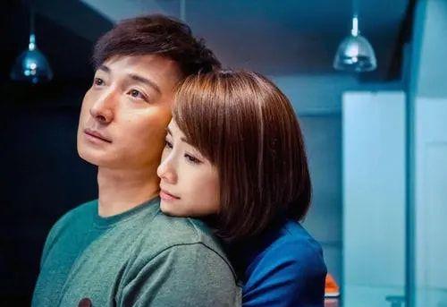 邓丽欣|她曾自曝被“大佬之子”侵犯，却跌落事业谷底，10年男友也意难平