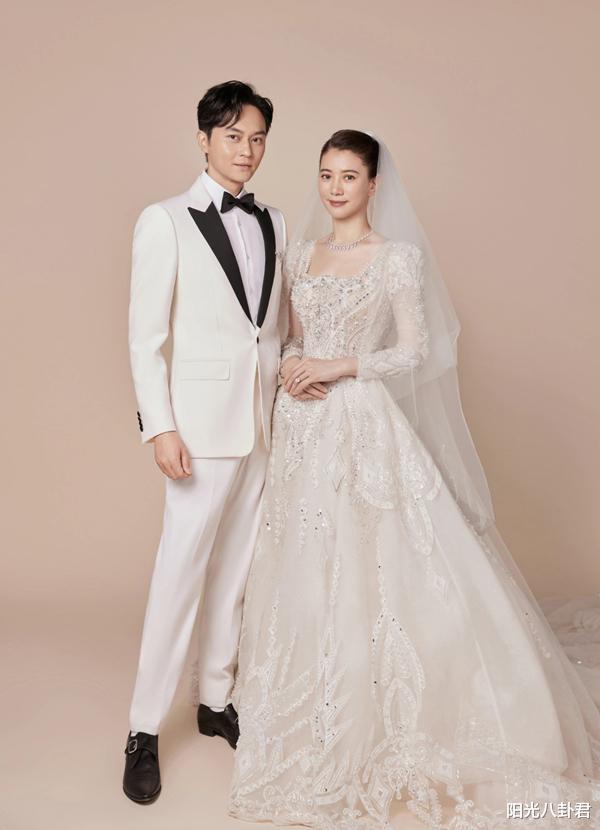 布拉德·皮特|张智霖袁咏仪又双叒结婚了，为钱反复消费情怀，真把观众当韭菜？