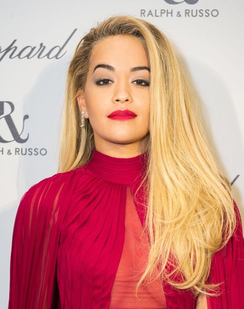 Jay-Z|英国版蕾欧娜：14岁失去贞洁，既有男友也有女友