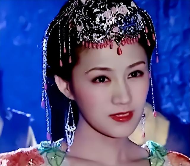 鲍蕾|“刁蛮公主”鲍蕾又火了，婚后成理财大王