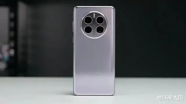 曲面屏|看样子华为也意识到大曲率曲面屏不受大家欢迎了