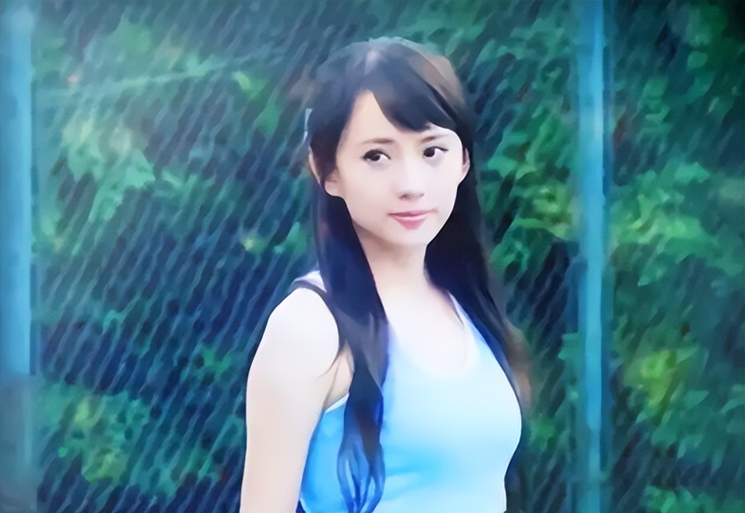 爱情公寓|初见美貌惊人，再见平平无奇！第一眼美女太坑人