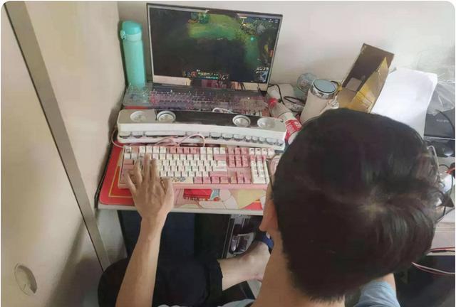 大学生|寒假期间，大学生所学的专业被亲戚整出不少“误会”？是尴尬的