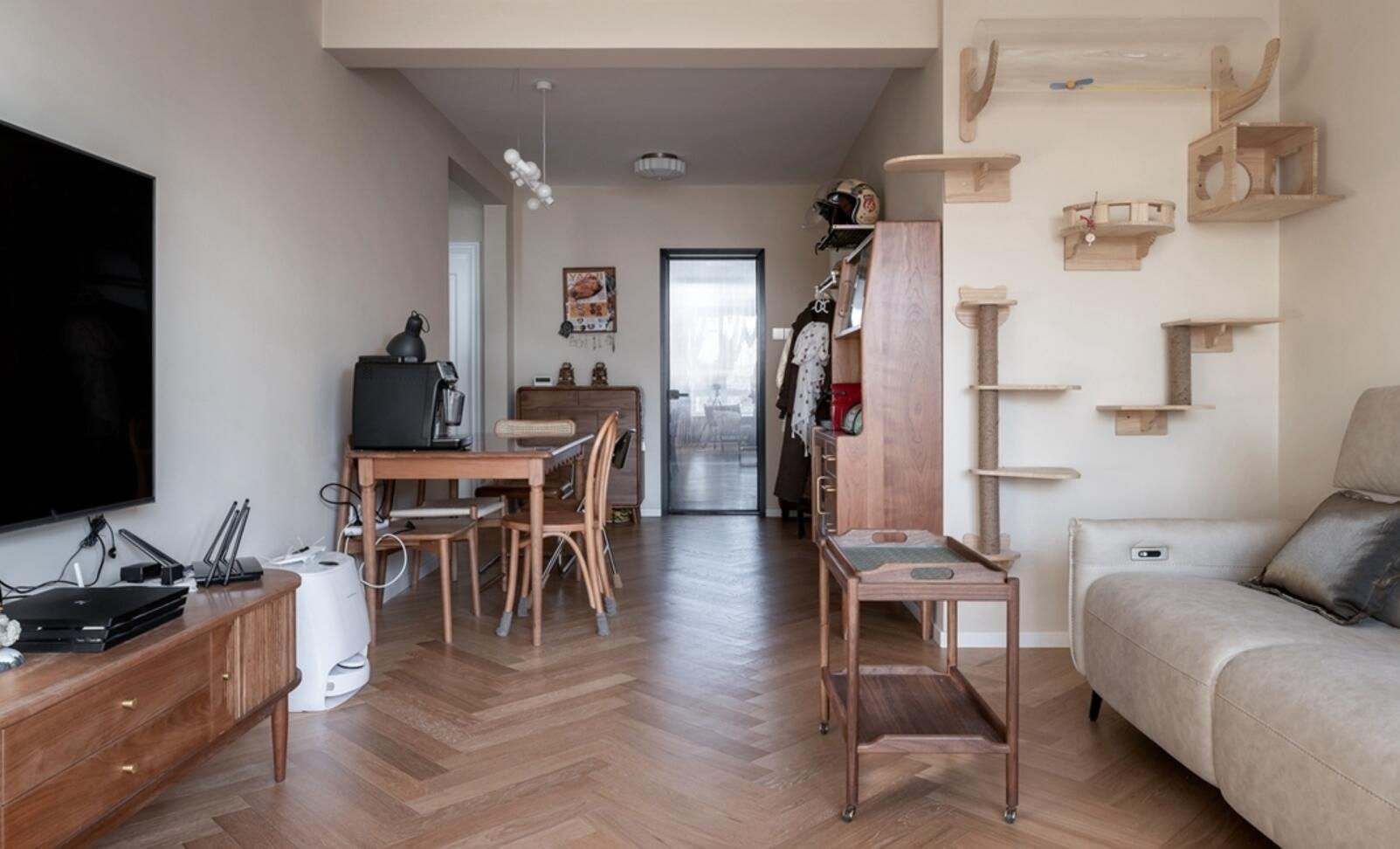 她72㎡小家,不吊顶不造型,仅凭软装就圈粉无数,太温馨了