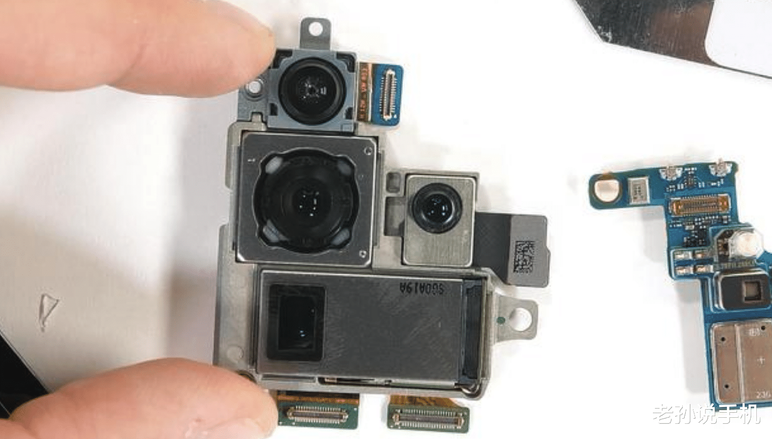 OLED|省钱又环保?三星推出旧零件更换举措,修手机少花一半钱?