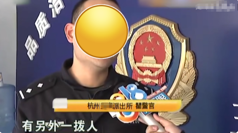 男子深夜从酒吧出来,被四名女子拽上车,事后表示:这让他那么帅