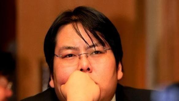 李兆会|李兆会：连娶2位女明星，败光家产，如今靠剃须刀再赚千亿