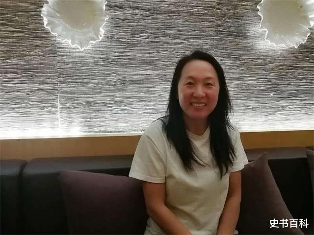 王军霞|东方神鹿王军霞近况：三婚后定居美国，让前夫孩子叫现任“爸爸”
