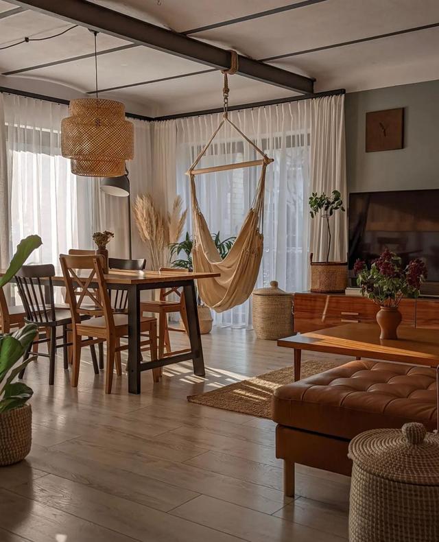 30岁波兰女主家,没有贵重物品但自然温暖,网友:身心变得平静