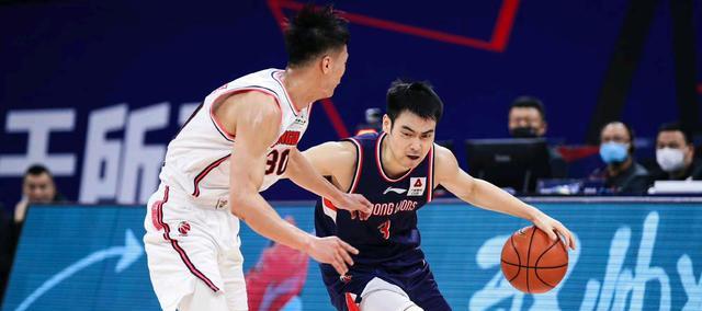 广东男篮|19分大爆冷！广州16-0打懵广东 陈盈骏43+6挑大梁 易建联20+难救主