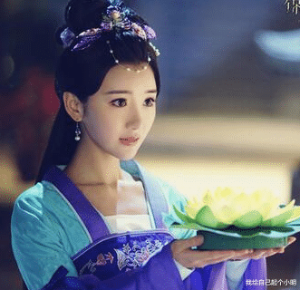 姐姐|这些古装剧中的美女们,出场时都像“小白兔”,却越来越腹黑