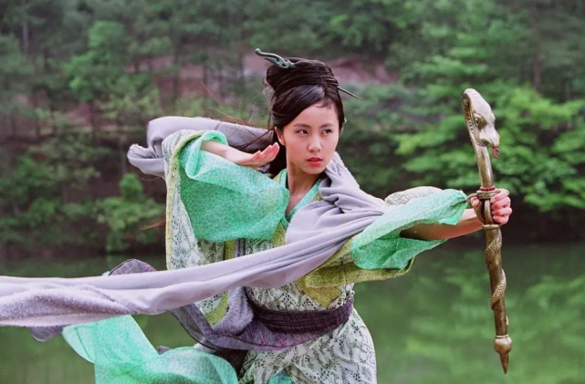 孙莉|黄磊妻子孙莉时隔13年正式复出，新剧《妻子的选择》定档6月6日