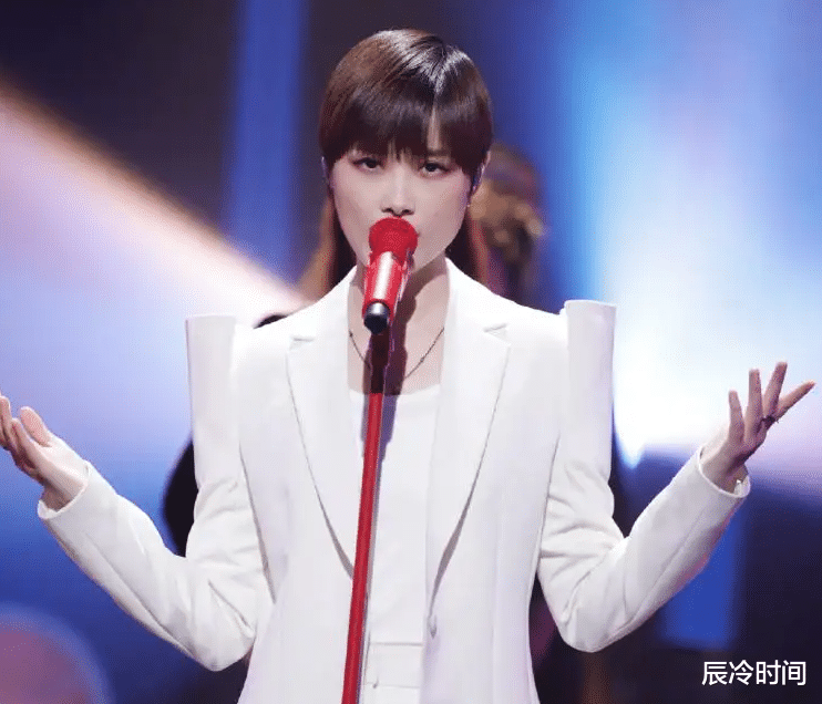 黄恩茹|38岁了还不找个男朋友，李宇春在追求什么？