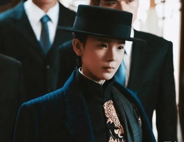 陈瑶|别说贴个假胡子就是是女扮男装了，7位女星告诉你，啥叫雌雄难辨