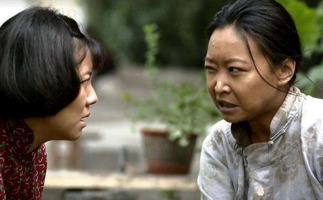 父母爱情|《父母爱情》中的老丁，后来娶翻版“德华”，20年来把妻子宠成宝