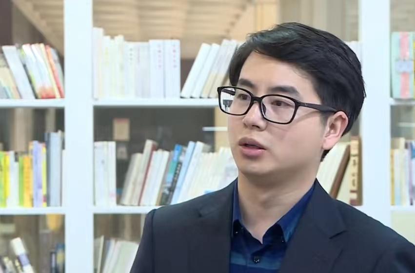 前妻苦求复婚,男子怀疑她图7万彩礼,妻子:我爱你,忘不了你