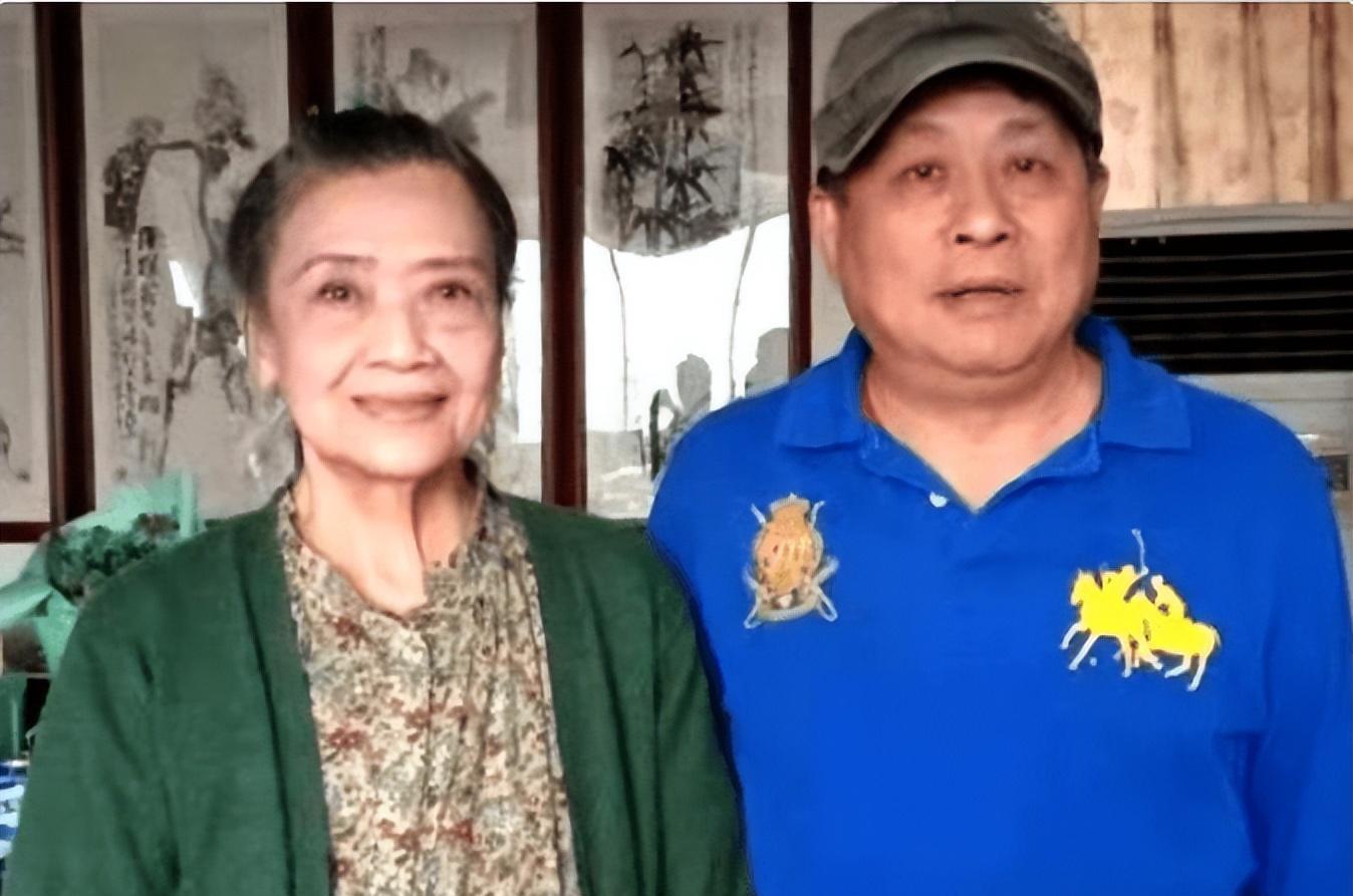 朱逢博|歌唱家朱逢博:30岁主动嫁给老师,85岁守着丈夫的骨灰生活了14年